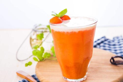 木瓜奶昔怎么做好吃 木瓜奶昔怎么做不苦 木瓜奶昔怎么做好吃 木瓜奶昔怎么做不苦