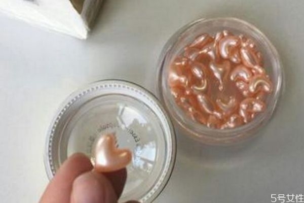 小雞腿精華液怎么樣 小雞腿精華液的正確使用順序 小雞腿精華液怎么樣 小雞腿精華液的正確使用順序