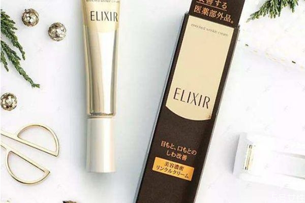 女生睡前如何護膚 女生睡前護膚步驟 女生睡前如何護膚 女生睡前護膚步驟