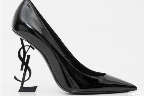 尖頭鞋不適合什么腳型 尖頭鞋的危害 尖頭鞋不適合什么腳型 尖頭鞋的危害