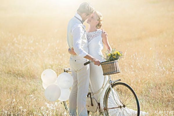 老婆說心情不好該怎么回答 怎么安慰老婆 老婆說心情不好該怎么回答 怎么安慰老婆