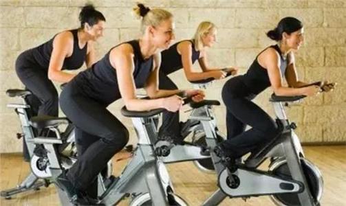 騎動(dòng)感單車要戴護(hù)腰嗎 腰不好能騎動(dòng)感單車嗎 騎動(dòng)感單車要戴護(hù)腰嗎 腰不好能騎動(dòng)感單車嗎