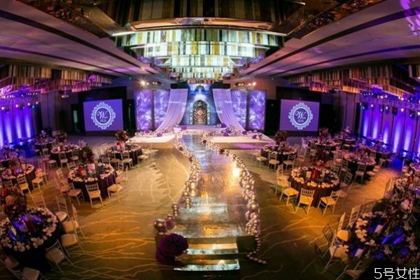 領(lǐng)結(jié)婚證后多久辦婚禮 婚禮和領(lǐng)證間隔多久合適 領(lǐng)結(jié)婚證后多久辦婚禮 婚禮和領(lǐng)證間隔多久合適