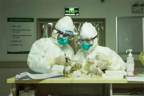 疫情期間上班吃飯怎么辦 復(fù)工后有員工確診怎么辦 疫情期間上班吃飯怎么辦 復(fù)工后有員工確診怎么辦