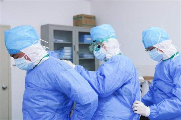 抽煙容易感染肺炎嗎 肺炎病人可以抽煙嗎 抽煙容易感染肺炎嗎 肺炎病人可以抽煙嗎