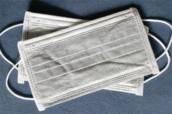 活性炭口罩能防病毒嗎 活性炭口罩和醫(yī)用口罩區(qū)別 活性炭口罩能防病毒嗎 活性炭口罩和醫(yī)用口罩區(qū)別