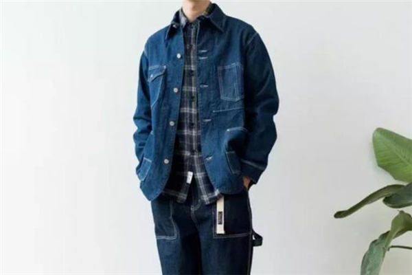 男士牛仔外套怎么搭配好看 男生牛仔外套春季搭配圖片 男士牛仔外套怎么搭配好看 男生牛仔外套春季搭配圖片