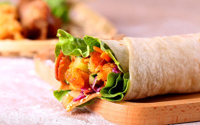 鹵肉卷餅皮的做法 做鹵肉卷要注意什么 鹵肉卷餅皮的做法 做鹵肉卷要注意什么