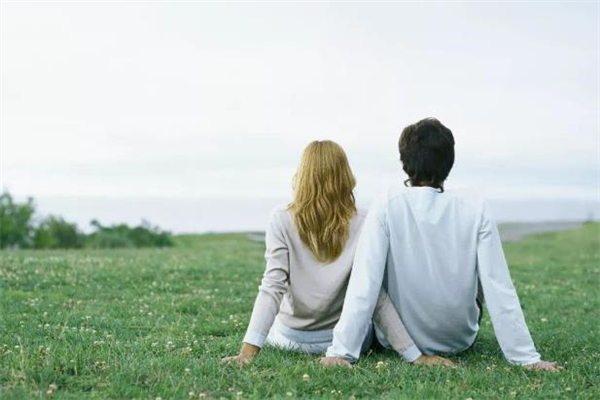 老婆提出分床睡怎么辦 中年夫妻為什么大多分床睡 老婆提出分床睡怎么辦 中年夫妻為什么大多分床睡