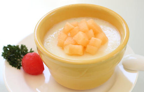 雙皮奶的自制方法 做雙皮奶的注意事項(xiàng) 雙皮奶的自制方法 做雙皮奶的注意事項(xiàng)