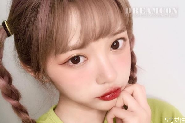 隱形眼鏡含水量高好還是低好 孕婦能帶隱形眼鏡嗎 隱形眼鏡含水量高好還是低好 孕婦能帶隱形眼鏡嗎