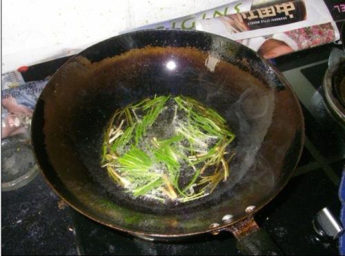 蔥油怎么熬制最香 蔥油雞怎么做好吃 蔥油怎么熬制最香 蔥油雞怎么做好吃