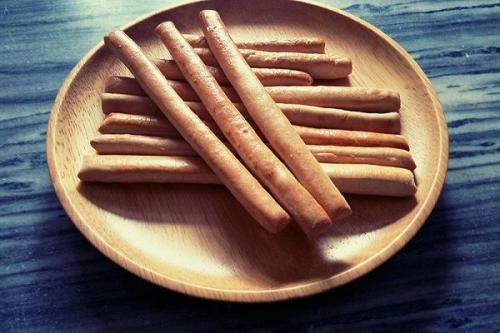 磨牙餅干怎么選擇 磨牙餅干好還是磨牙棒好 磨牙餅干怎么選擇 磨牙餅干好還是磨牙棒好