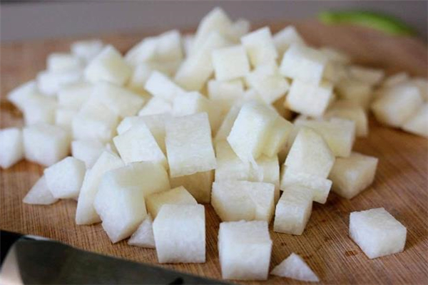 涼薯吃了會脹氣嗎 吃涼薯脹氣怎么辦 涼薯吃了會脹氣嗎 吃涼薯脹氣怎么辦