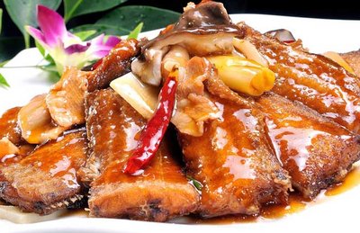 油帶魚(yú)和普通帶魚(yú)的區(qū)別 紅燒帶魚(yú)怎么做好吃 油帶魚(yú)和普通帶魚(yú)的區(qū)別 紅燒帶魚(yú)怎么做好吃