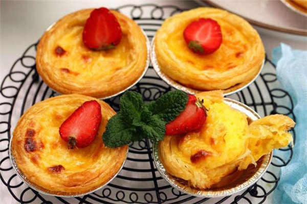 產(chǎn)婦能吃蛋撻嗎 產(chǎn)婦吃蛋撻有什么好處 產(chǎn)婦能吃蛋撻嗎 產(chǎn)婦吃蛋撻有什么好處