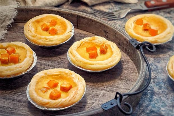 產(chǎn)婦能吃蛋撻嗎 產(chǎn)婦吃蛋撻有什么好處 產(chǎn)婦能吃蛋撻嗎 產(chǎn)婦吃蛋撻有什么好處