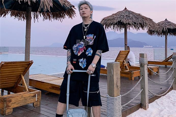 國(guó)潮男裝如何搭配 國(guó)潮單品搭配指南 國(guó)潮男裝如何搭配 國(guó)潮單品搭配指南