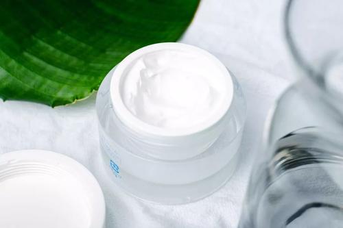 中性肌膚怎么美白 干性肌膚美白方法 中性肌膚怎么美白 干性肌膚美白方法