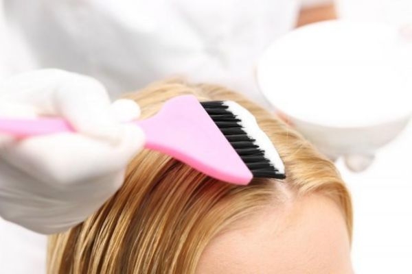 自己染發(fā)后怎么洗 自己染發(fā)的步驟 自己染發(fā)后怎么洗 自己染發(fā)的步驟