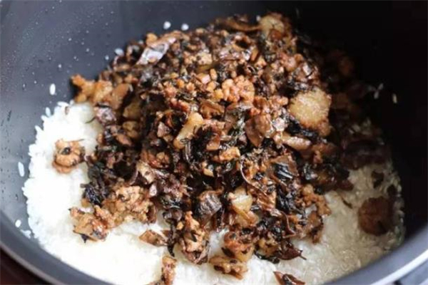 孕婦能吃梅干菜嗎 吃梅干菜會胃疼嗎 孕婦能吃梅干菜嗎 吃梅干菜會胃疼嗎