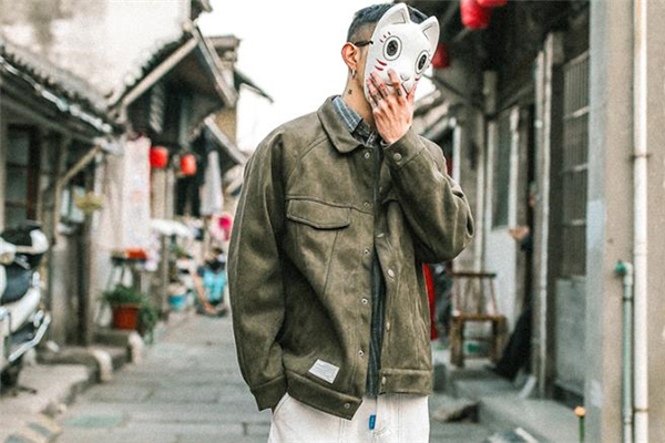 麂皮絨夾克什么顏色好看 麂皮絨夾克穿搭圖片 麂皮絨夾克什么顏色好看 麂皮絨夾克穿搭圖片