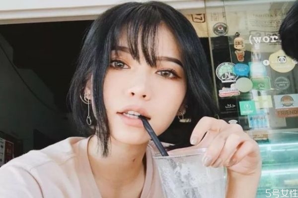 怎么化妝不傷膚 化妝需要注意什么 怎么化妝不傷膚 化妝需要注意什么