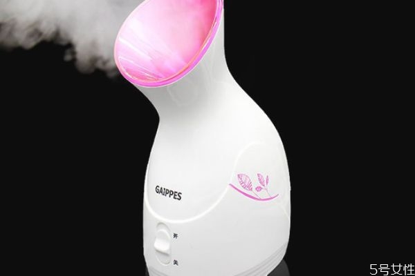 蒸臉器冷噴是給皮膚補(bǔ)水嗎 蒸臉器冷噴的適合人群 蒸臉器冷噴是給皮膚補(bǔ)水嗎 蒸臉器冷噴的適合人群