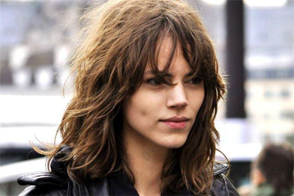 法式劉海留到什么長度 法式劉海剪多長好看 法式劉海留到什么長度 法式劉海剪多長好看