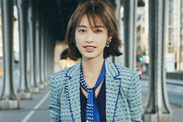 法式劉海需要燙嗎 法式劉海適合長臉嗎 法式劉海需要燙嗎 法式劉海適合長臉嗎