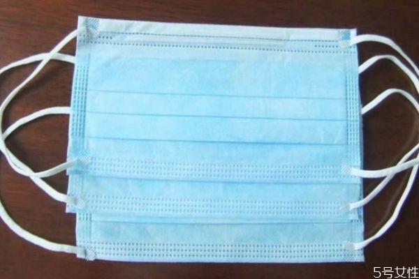 一次性口罩如何反復(fù)使用 一次性口罩可以洗完了再戴嗎 一次性口罩如何反復(fù)使用 一次性口罩可以洗完了再戴嗎