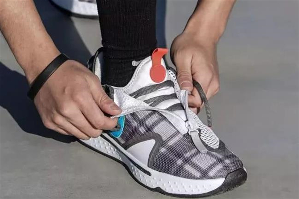 nike pg4測評 耐克pg4為什么叫足力健 nike pg4測評 耐克pg4為什么叫足力健