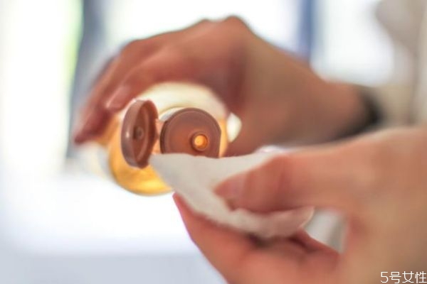 化妝水濕敷一般幾分鐘 濕敷的幾大好處 化妝水濕敷一般幾分鐘 濕敷的幾大好處