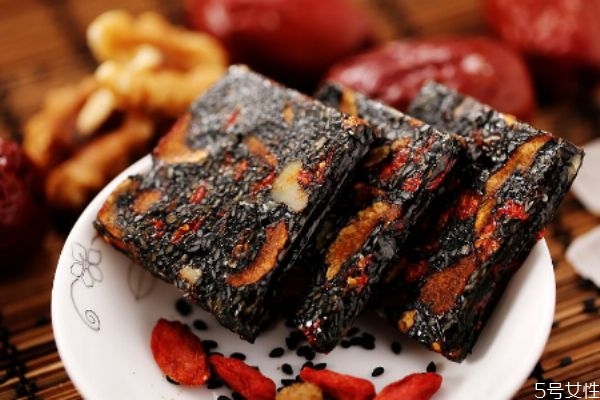 如何辨別真假阿膠 阿膠的價格 如何辨別真假阿膠 阿膠的價格