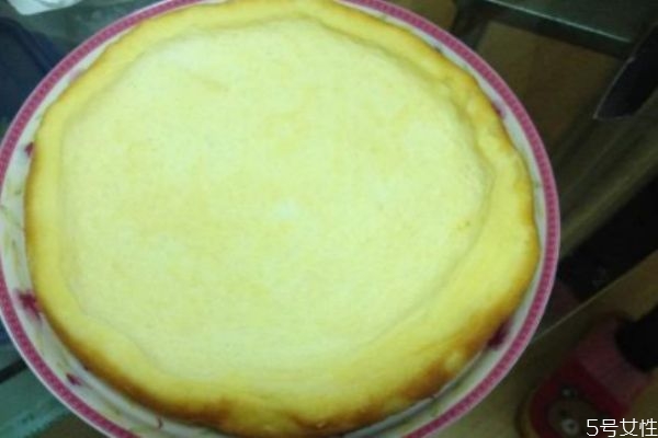 自制蛋糕的簡單做法 自制蛋糕怎么做蓬松 自制蛋糕的簡單做法 自制蛋糕怎么做蓬松
