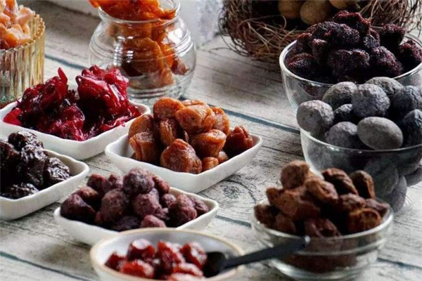 蜜餞可以代替新鮮水果嗎 蜜餞對身體有什么危害 蜜餞可以代替新鮮水果嗎 蜜餞對身體有什么危害