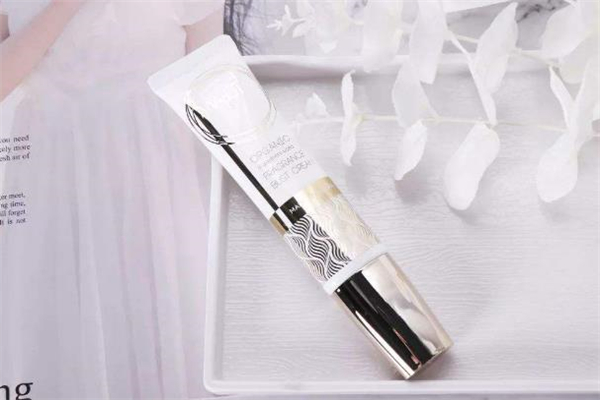 豐胸霜會影響月經(jīng)嗎 豐胸霜可以長期使用嗎 豐胸霜會影響月經(jīng)嗎 豐胸霜可以長期使用嗎