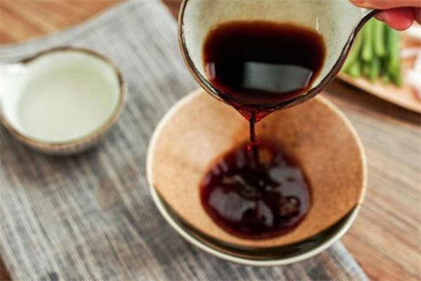 生抽吃多了會變黑嗎 生抽吃多了會掉頭發(fā)嗎 生抽吃多了會變黑嗎 生抽吃多了會掉頭發(fā)嗎