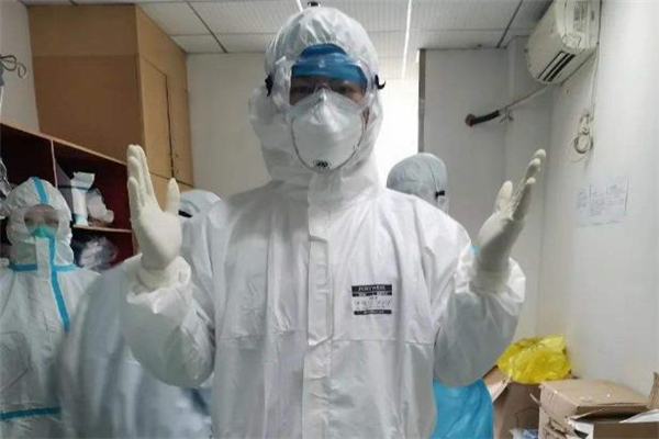 護(hù)目鏡是一次性的嗎 護(hù)目鏡可以重復(fù)使用嗎 護(hù)目鏡是一次性的嗎 護(hù)目鏡可以重復(fù)使用嗎