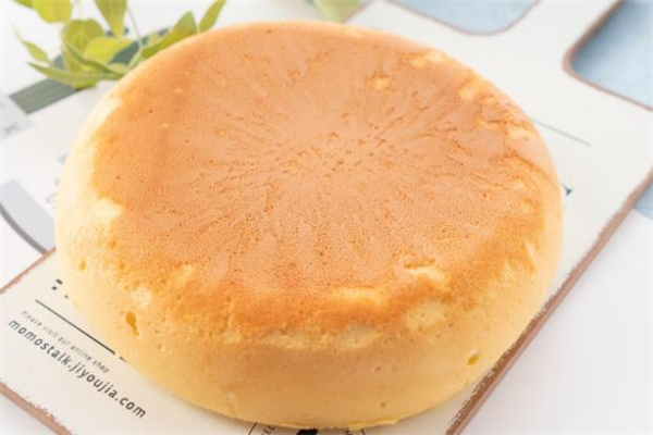 電飯煲蛋糕可以用酸奶嗎 電飯煲蛋糕和烤箱蛋糕哪個好吃 電飯煲蛋糕可以用酸奶嗎 電飯煲蛋糕和烤箱蛋糕哪個好吃