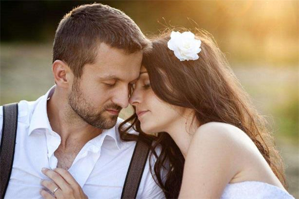 老公是媽寶男怎么辦 老公是媽寶男該離婚嗎 老公是媽寶男怎么辦 老公是媽寶男該離婚嗎