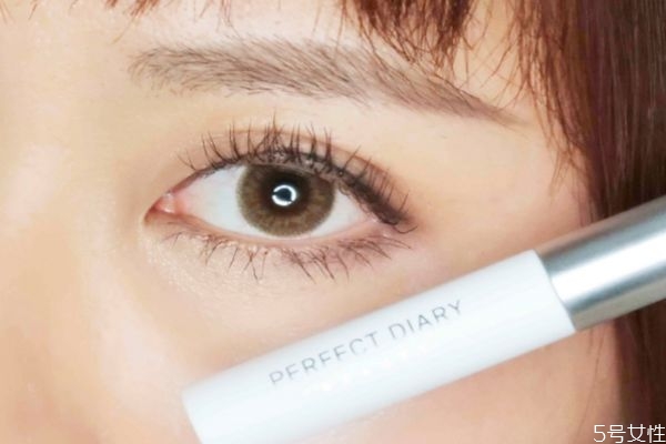 完美日記睫毛打底可以單獨使用嗎 完美日記睫毛打底怎么用 完美日記睫毛打底可以單獨使用嗎 完美日記睫毛打底怎么用