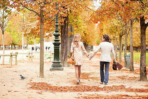 飯后可以立刻去散步嗎 飯后多久可以去散步 飯后可以立刻去散步嗎 飯后多久可以去散步