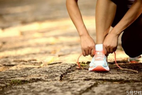 四色鴛鴦aj鞋帶系法 四色鴛鴦鞋帶怎么系 四色鴛鴦aj鞋帶系法 四色鴛鴦鞋帶怎么系