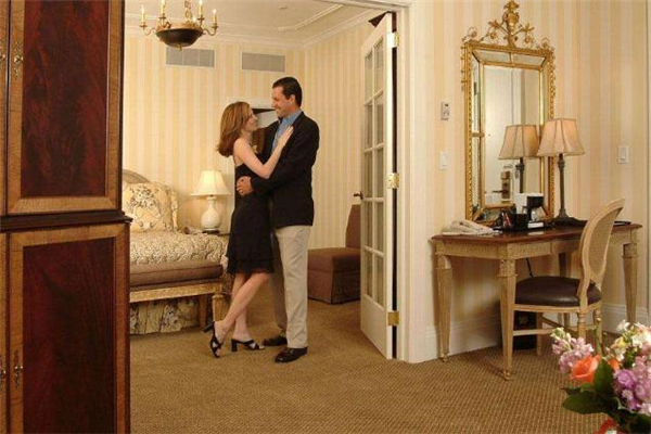 老公夜不歸宿要離婚嗎 老公夜不歸宿要不要打電話 老公夜不歸宿要離婚嗎 老公夜不歸宿要不要打電話