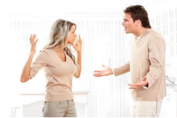 夫妻老吵架怎么辦 夫妻吵架是否應(yīng)該避開孩子 夫妻老吵架怎么辦 夫妻吵架是否應(yīng)該避開孩子