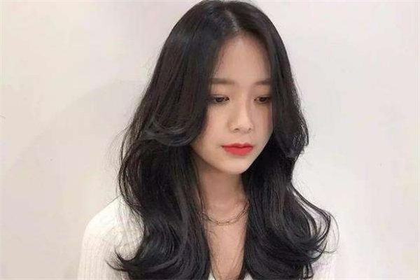 八字劉海是燙出來的嗎 八字劉?？梢誀C永久嗎