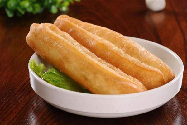 做油條可以用泡打粉嗎 如何用泡打粉做油條 做油條可以用泡打粉嗎 如何用泡打粉做油條