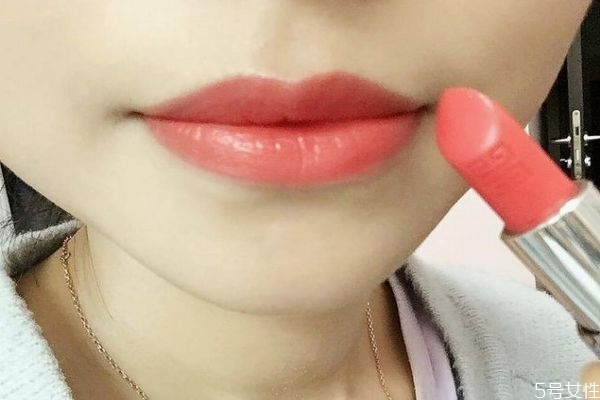 紀梵希304和306怎么選 紀梵希304和306適合什么人 紀梵希304和306怎么選 紀梵希304和306適合什么人