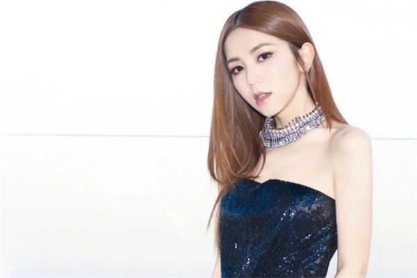 拔罐可以瘦手臂嗎 瘦手臂拔罐拔哪個位置 拔罐可以瘦手臂嗎 瘦手臂拔罐拔哪個位置